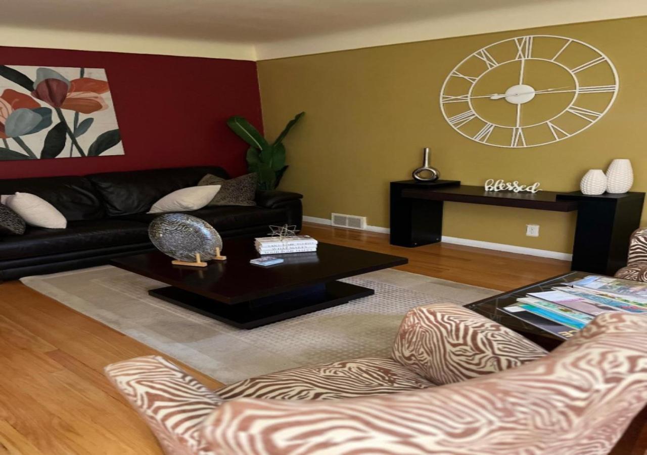 Nice Cozy Family-Sized Home In Quiet Neighborhood Oak Park Екстер'єр фото